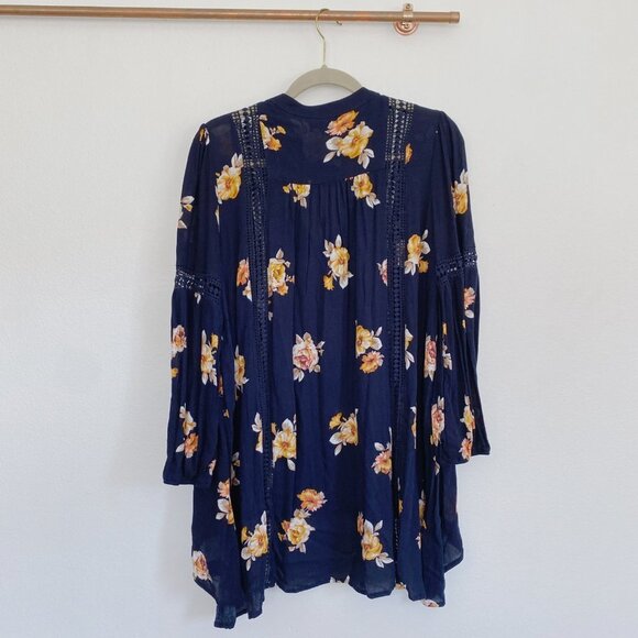 Blu Pepper Floral Navy Boho Blouse Medium - Picture 3 of 3